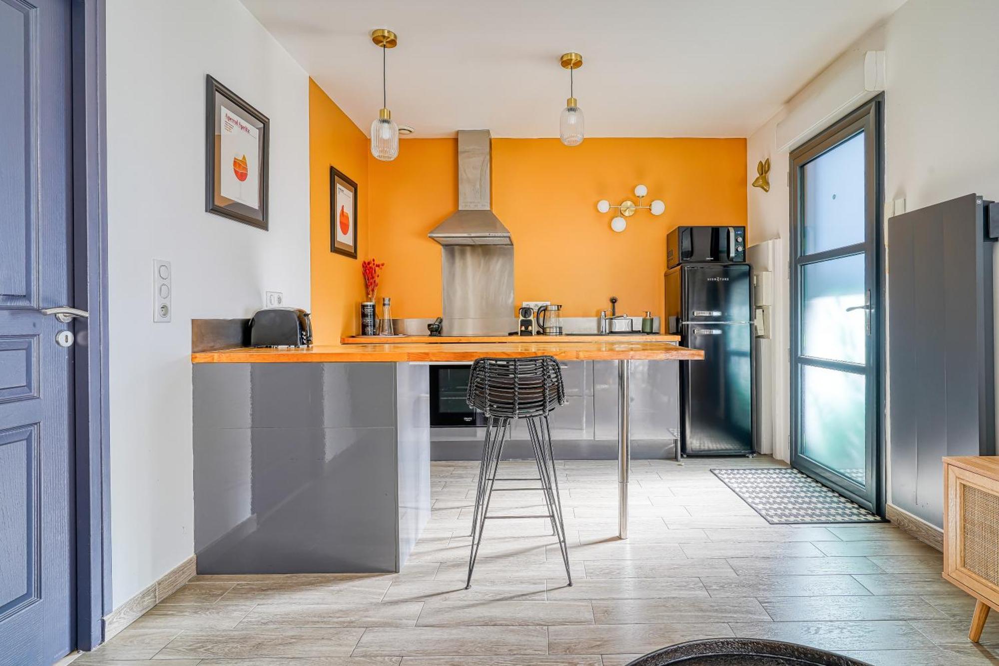 Brunoy Superbe Studio Avec Terrasse מראה חיצוני תמונה